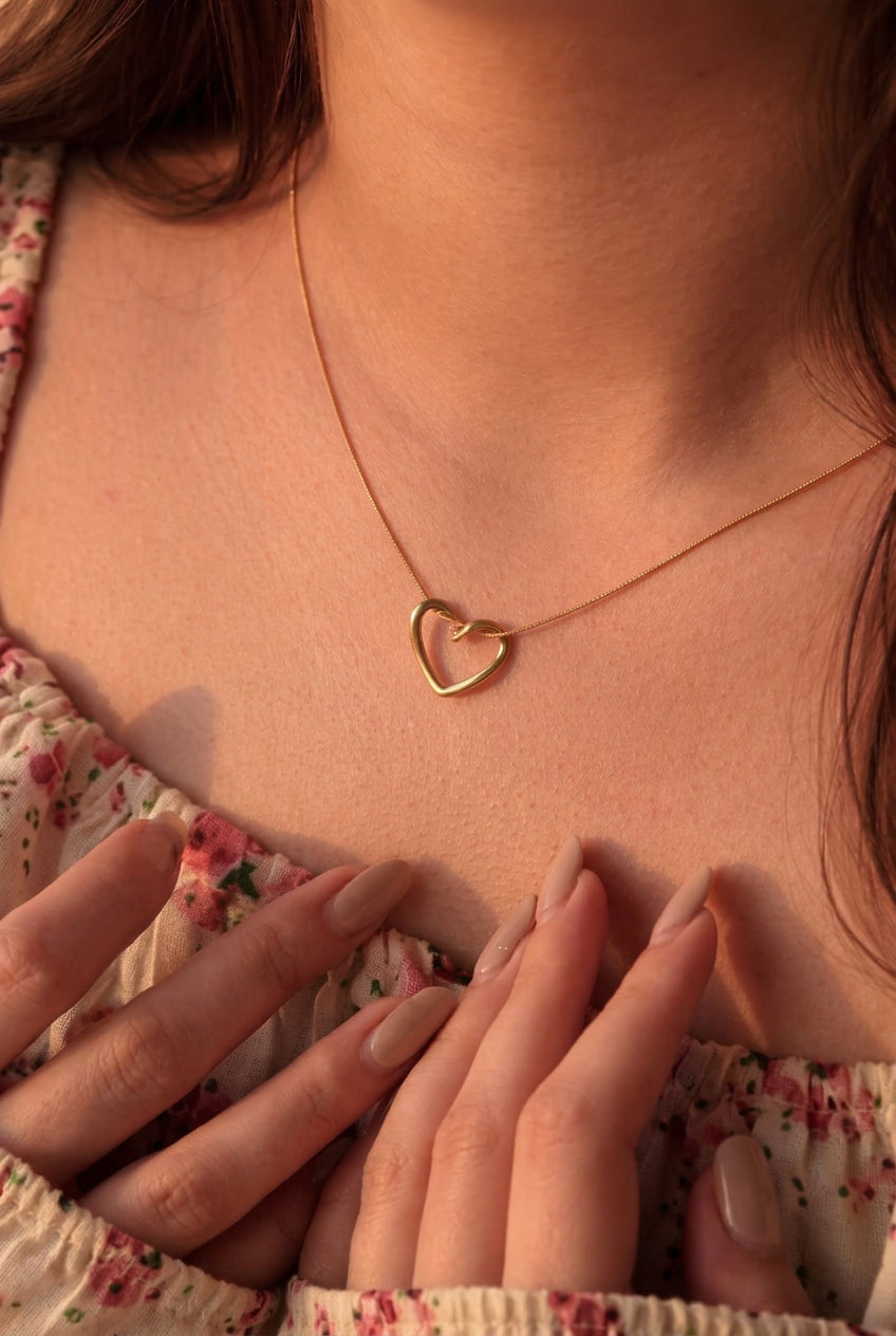 Twinkling Graceful Gold Plated Chain Necklace for Women