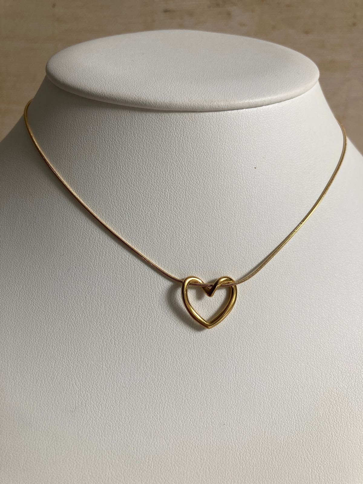 Twinkling Graceful Gold Plated Chain Necklace for Women
