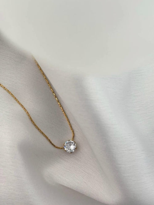 Allure Glittering Women Necklaces & Chains