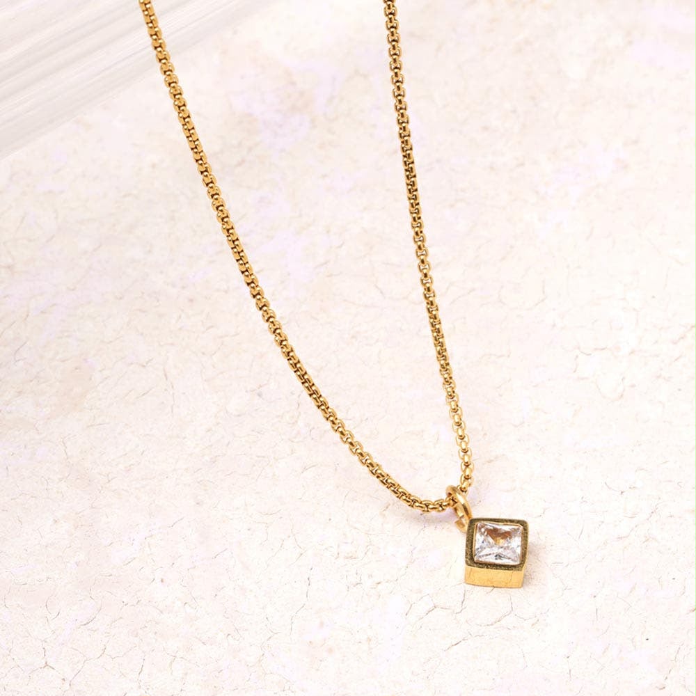 Sizzling Fancy Gold-Plated Necklace – Sparkle with Elegance